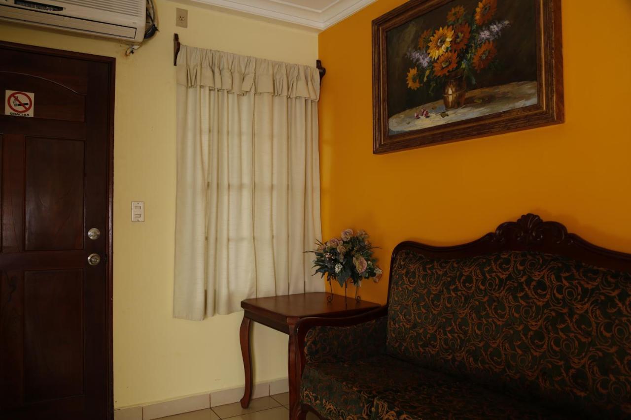 Hotel Florencia San Miguel Exterior photo